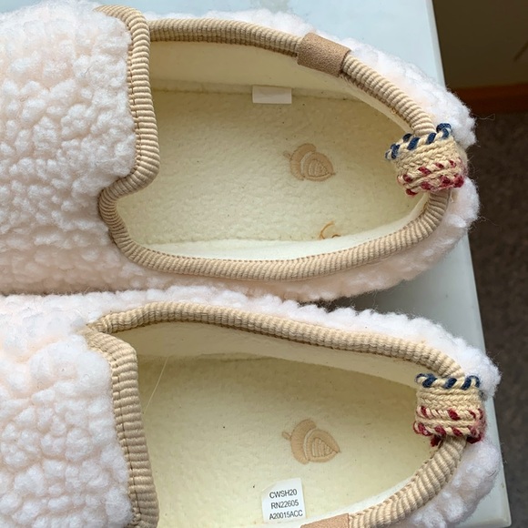 Acorn Women’s Bristol Loafer Lightweight Slipper with Memory Foam in Size 5-6 - Picture 6 of 7